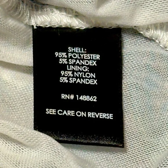 Multi-Floral Stretched Crew Neck Fitted Ruched Top - Picture 9 of 9